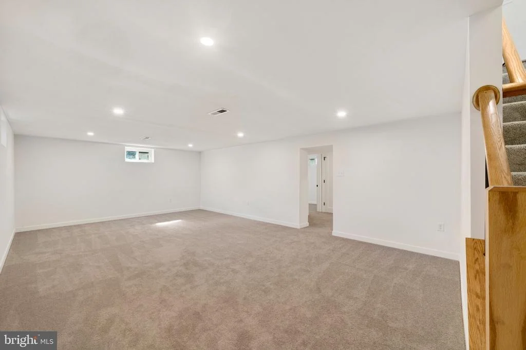 Photo of 615 TANEY AVENUE
