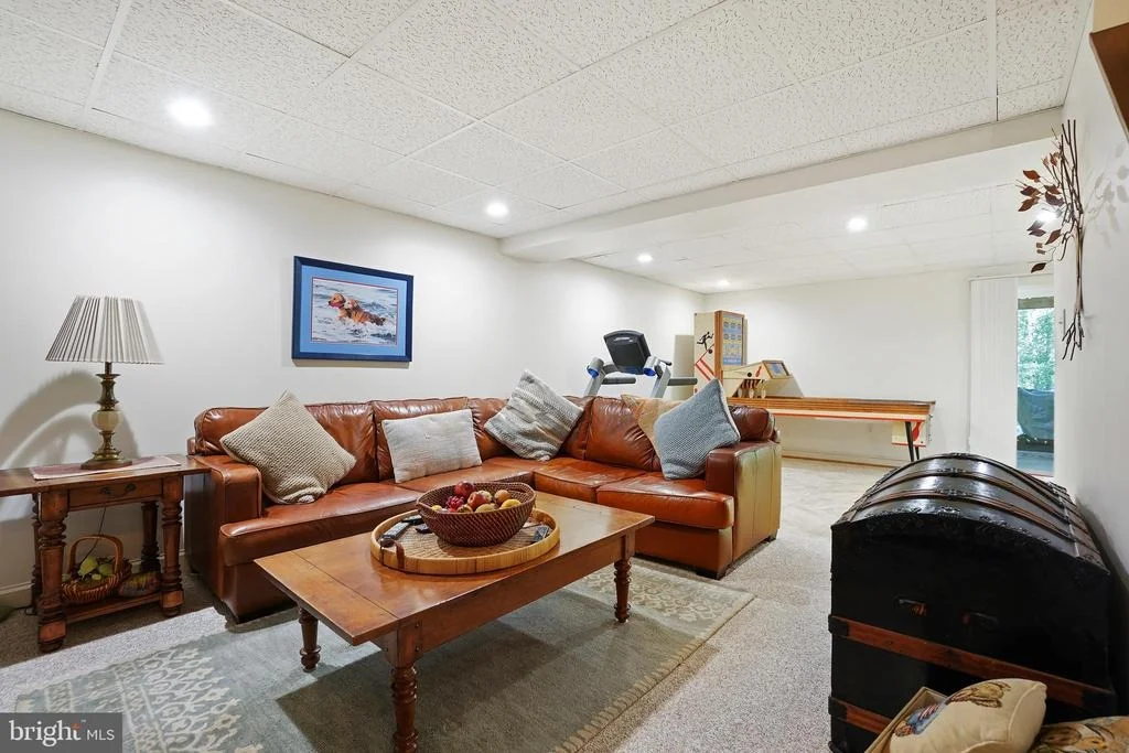 Photo of 616 SILVERSTONE COURT