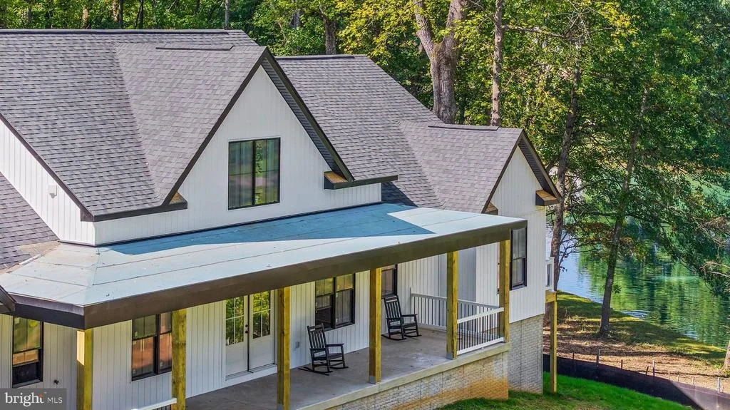 Photo of 8186 MEETZE ROAD