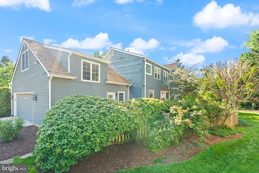Photo of 6354 CHOWNING PLACE