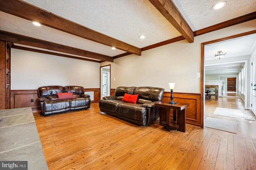 Photo of 15221 MIDDLEGATE ROAD