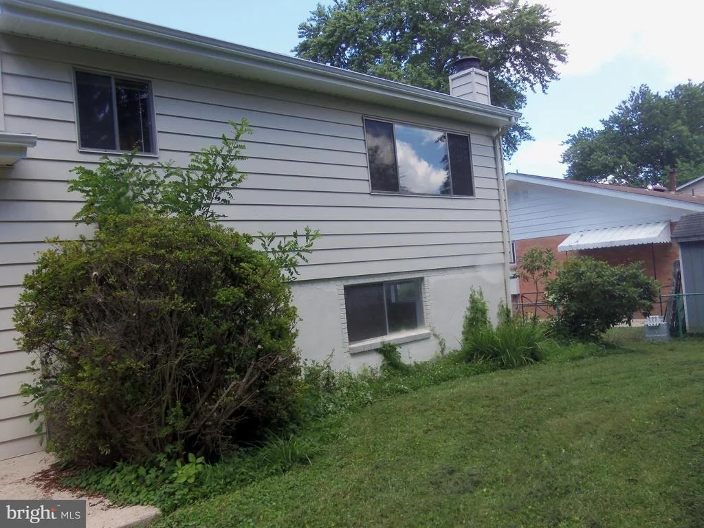 Photo of 12526 MONTCLAIR DRIVE