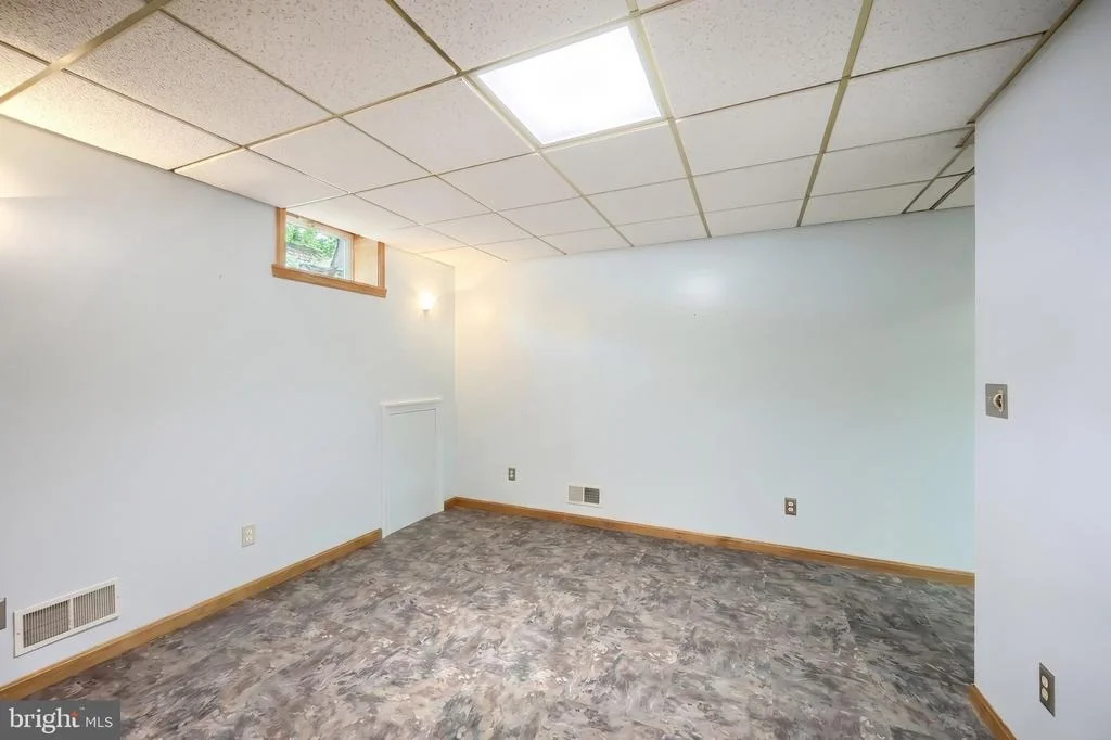 Photo of 120 DERBY DRIVE