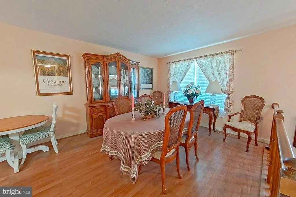 Photo of 1 BANCROFT STREET