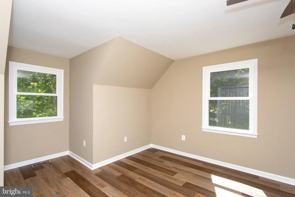 Photo of 540 THUNDERBIRD DRIVE