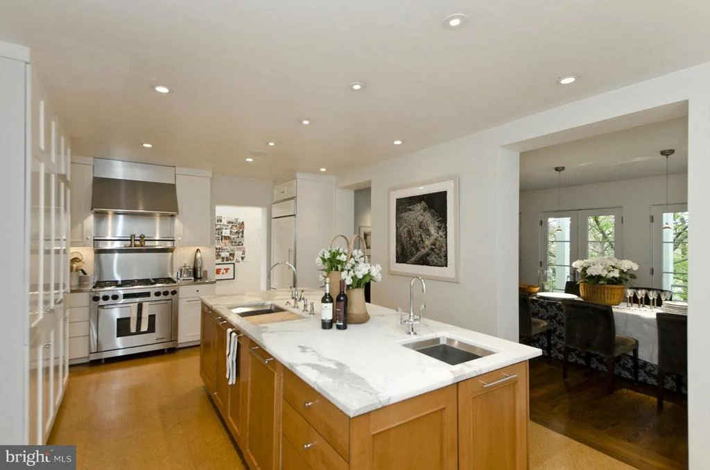 Photo of 4320 LORCOM LANE