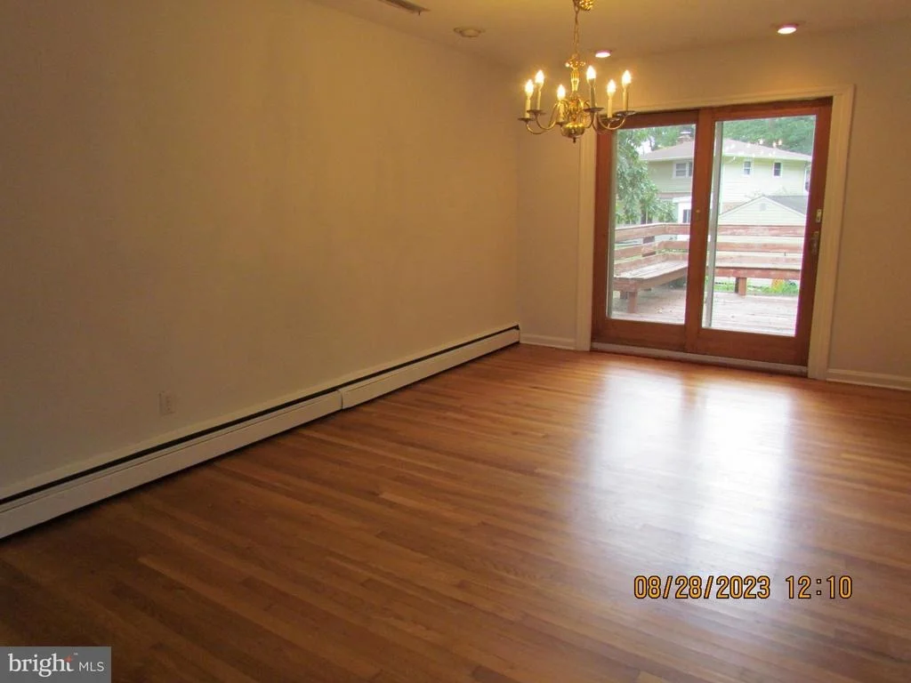 Photo of 126 SHADOW COURT