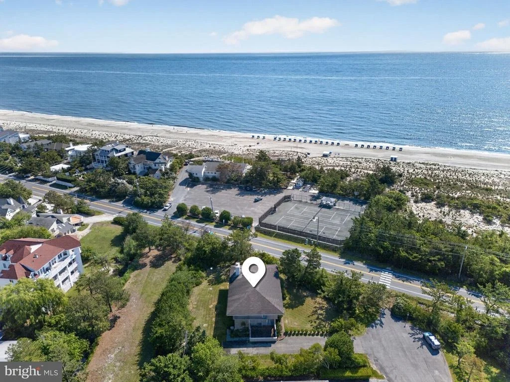 Photo of 1 TIDEWATERS ROAD