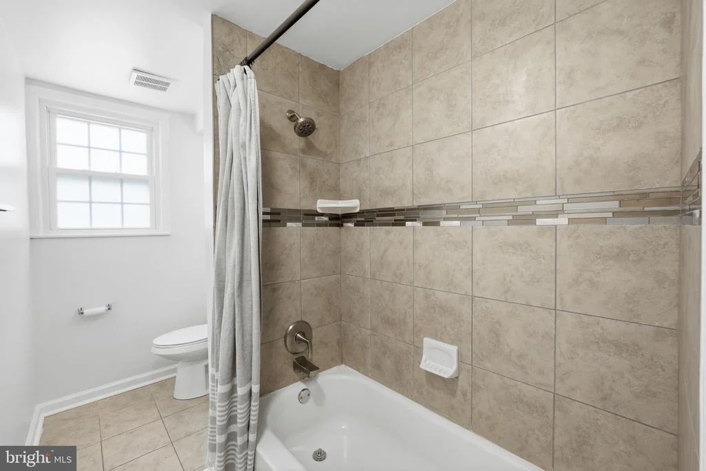Photo of 9705 LOCUST AVENUE