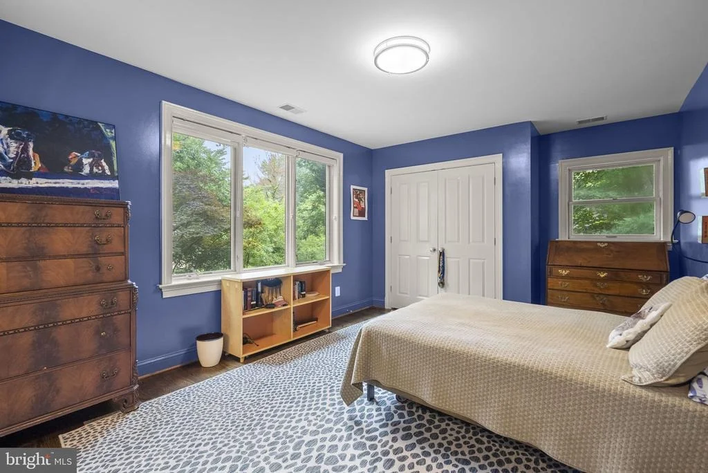 Photo of 8025 RIVERSIDE DRIVE