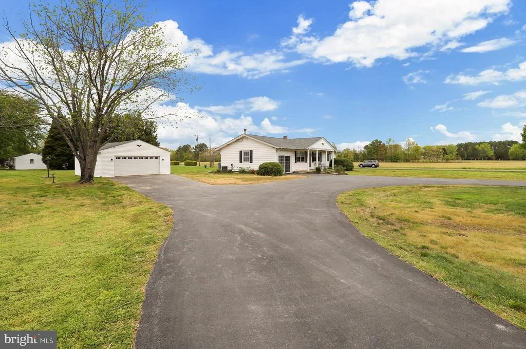 Photo of 48740 WYNNE ROAD
