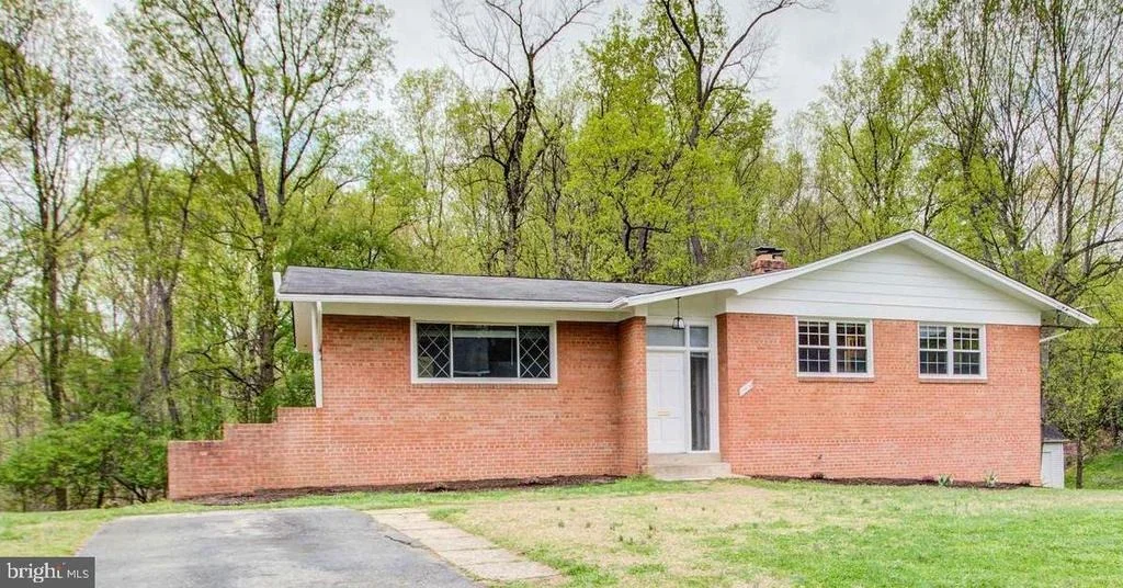 Photo of 10604 WOODSDALE DRIVE