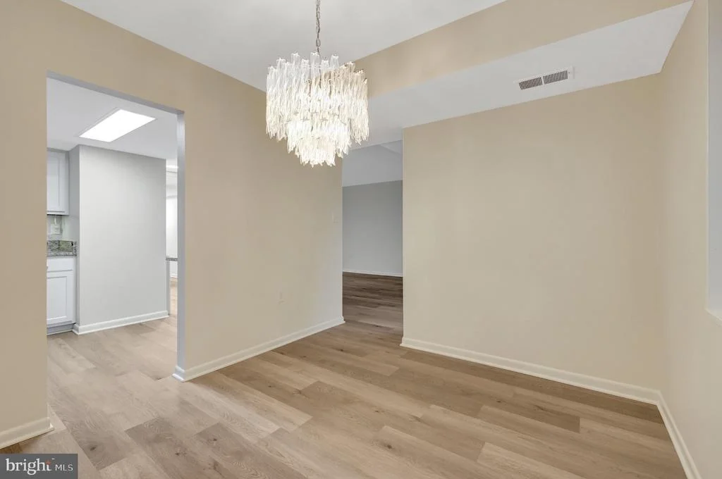 Photo of Unit 1B at 1403 NORTHGATE