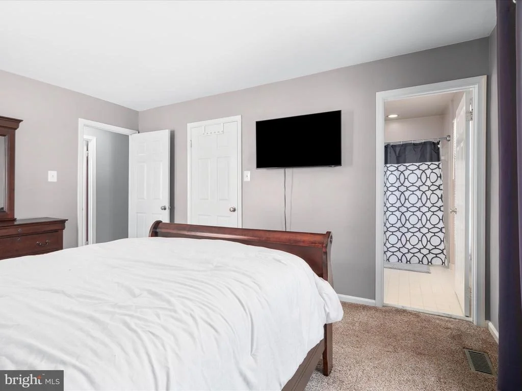 Photo of 4609 FELDSPAR ROAD