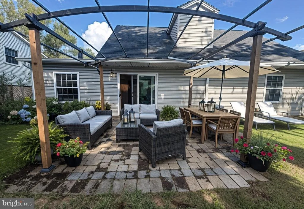 Photo of 7905 CHALICE ROAD