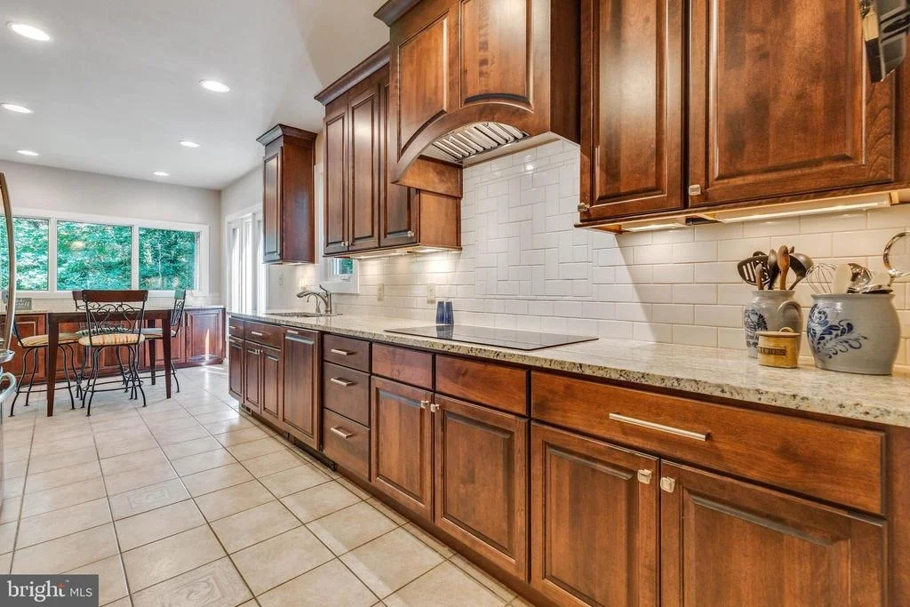 Photo of 11424 VALE SPRING DRIVE