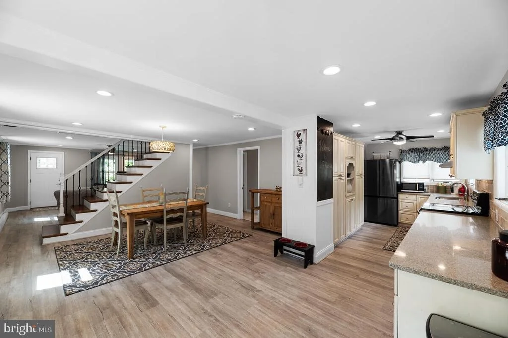 Photo of 607 REST AVENUE