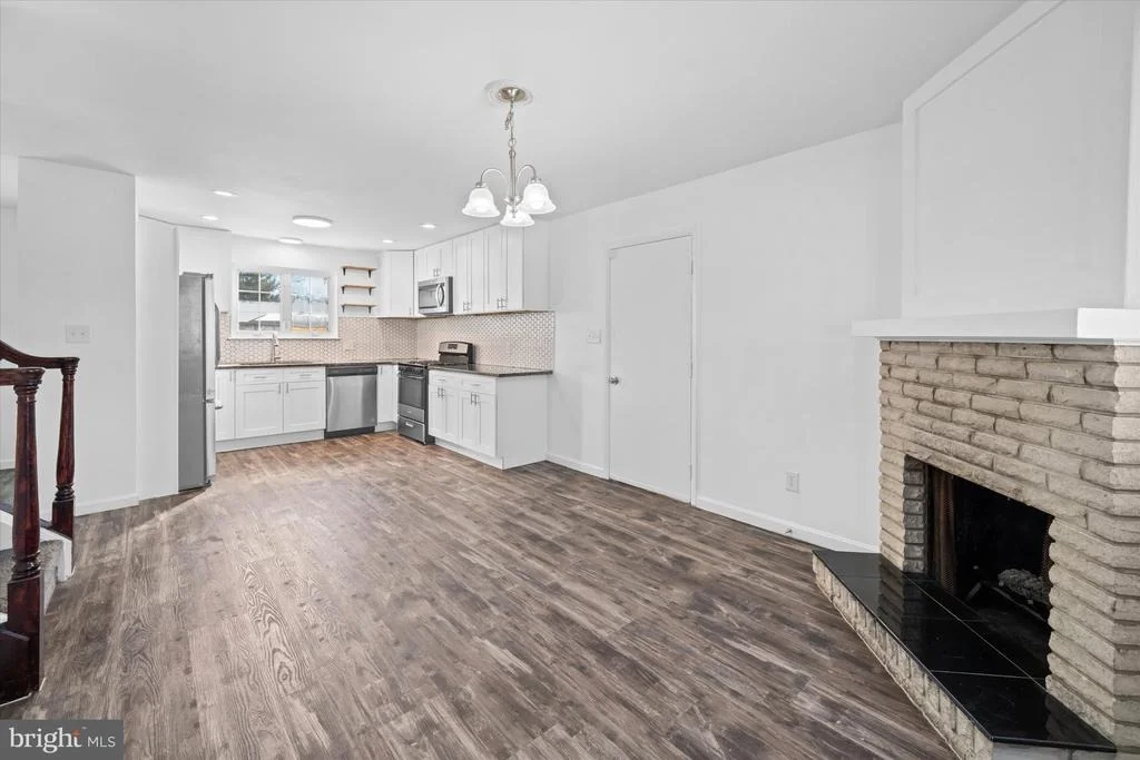 Photo of 19 SQUIRE CIRCLE
