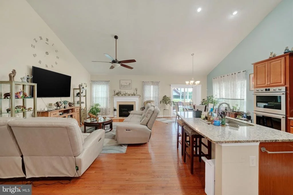 Photo of 535 STONEHAVEN DRIVE