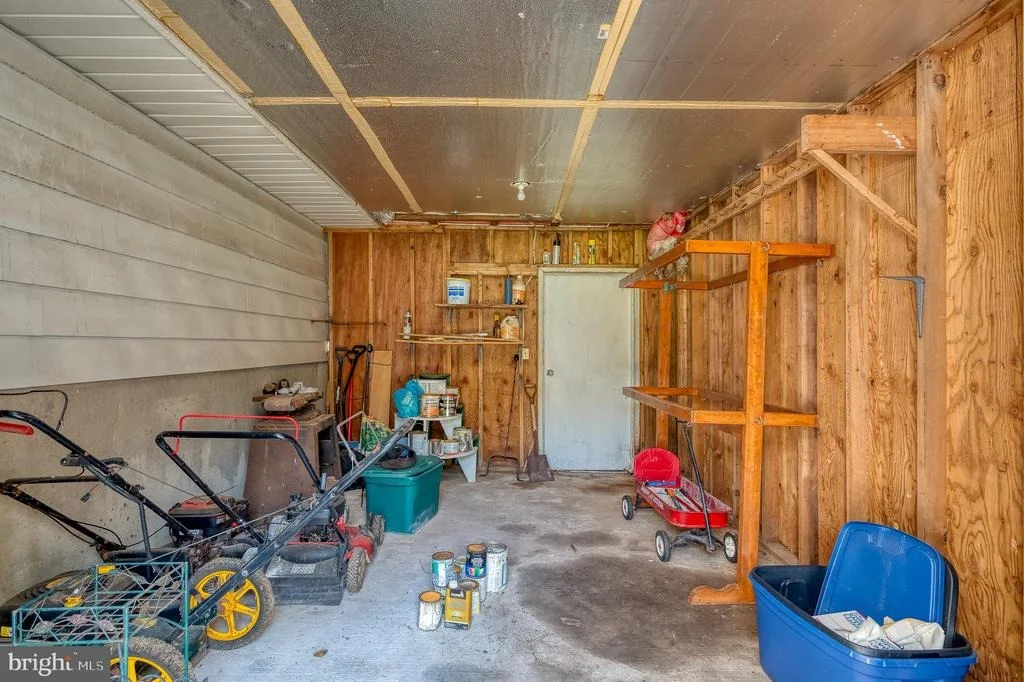Photo of 1306 GRANDVIEW COURT
