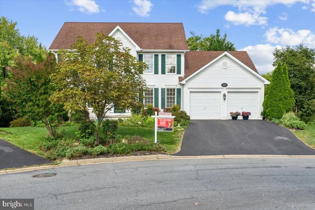 Photo of 1037 LINDFIELD DRIVE
