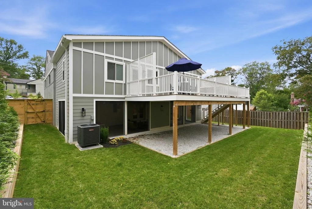 Photo of 2713 NAVARRE DRIVE