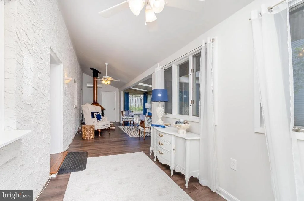 Photo of 2033 SHORE DRIVE