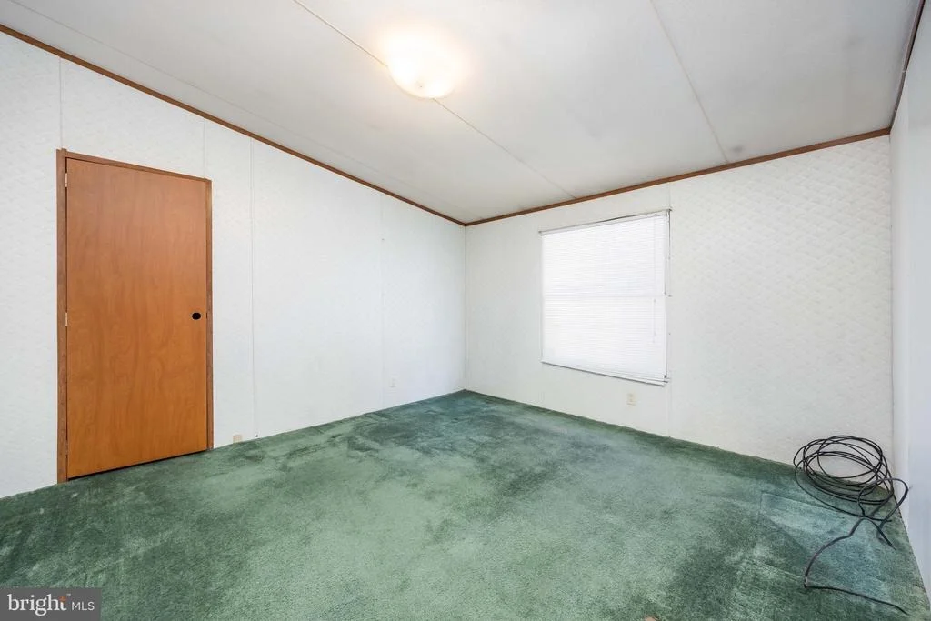 Photo of 22147 ROYAL OAK ROAD