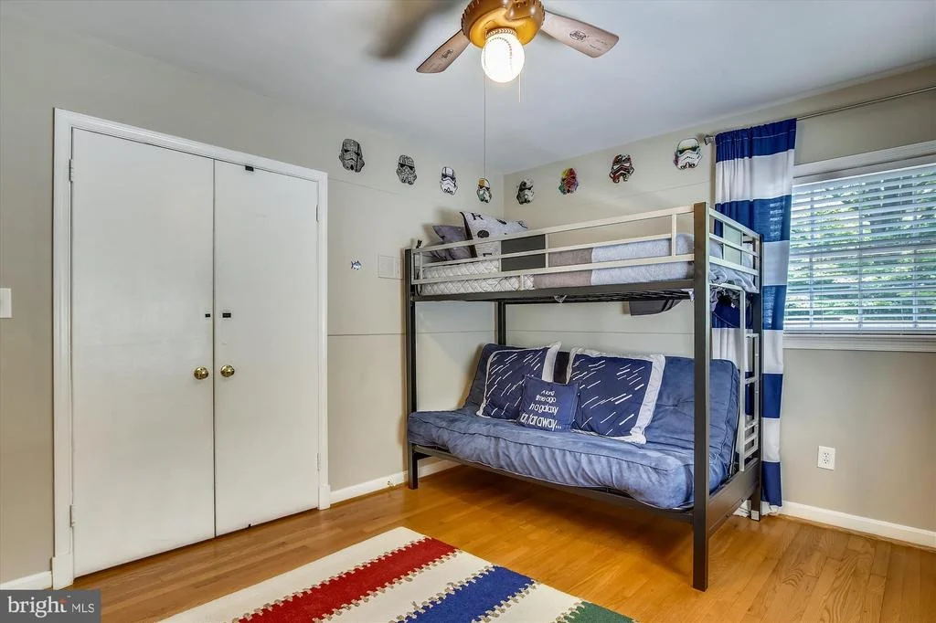 Photo of 1446 WOODACRE DRIVE