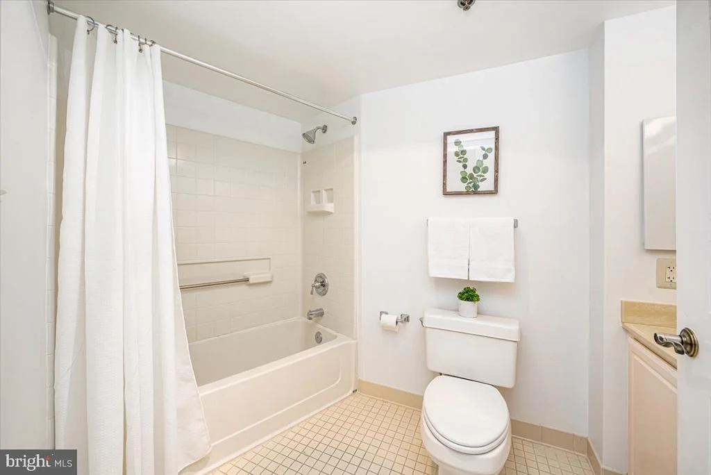 Photo of Unit 201 at 14805 PENNFIELD CIRCLE
