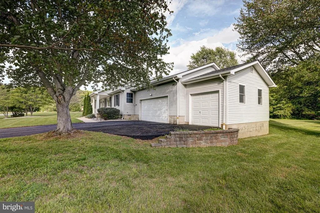 Photo of 133 WALLS WAY