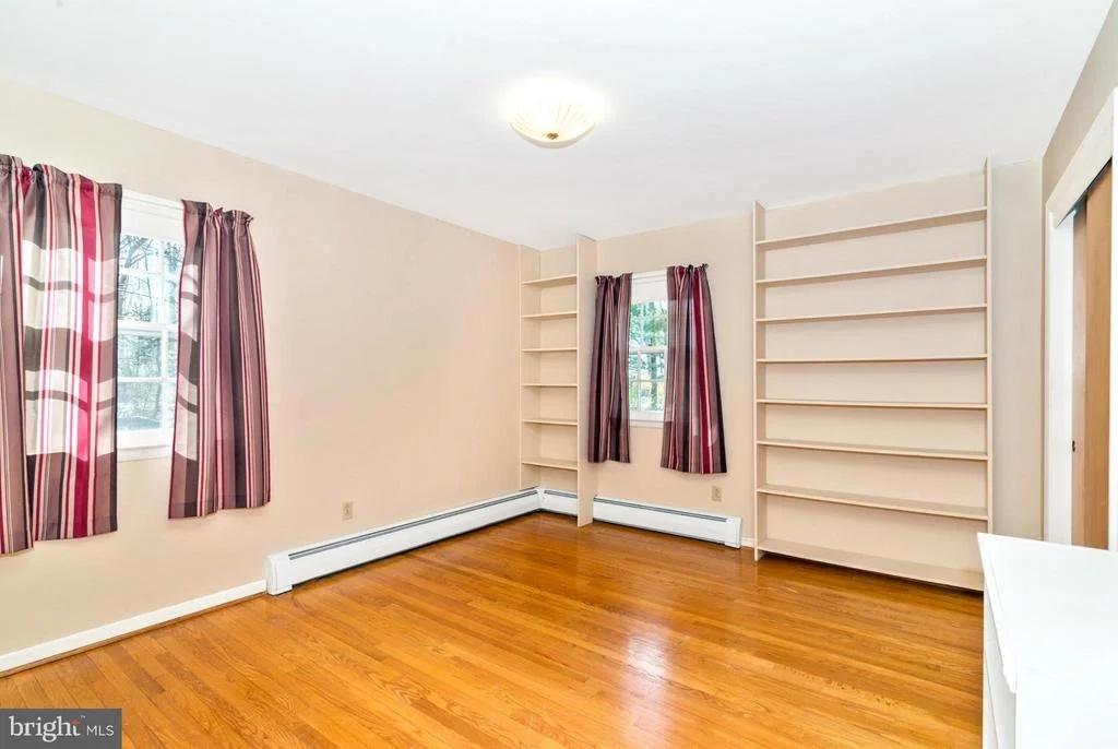 Photo of 5615 JEFFERSON BOULEVARD
