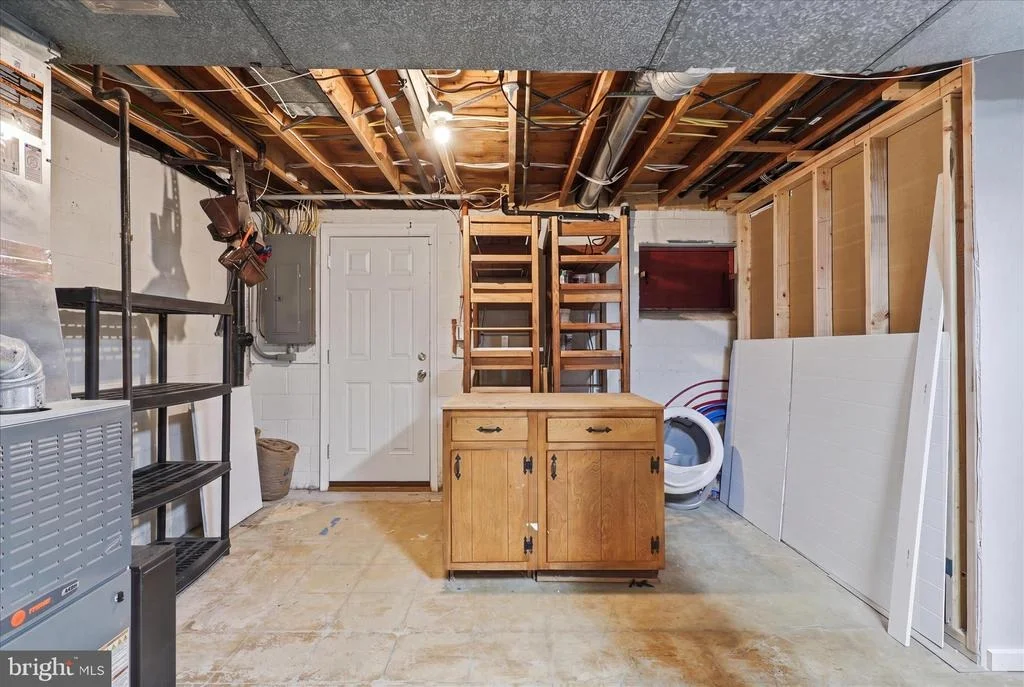 Photo of 8604 RIVERSIDE ROAD