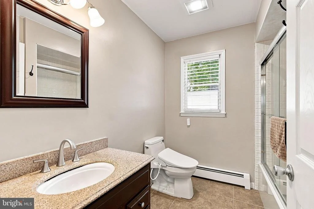 Photo of 2215 LONGWOOD DRIVE