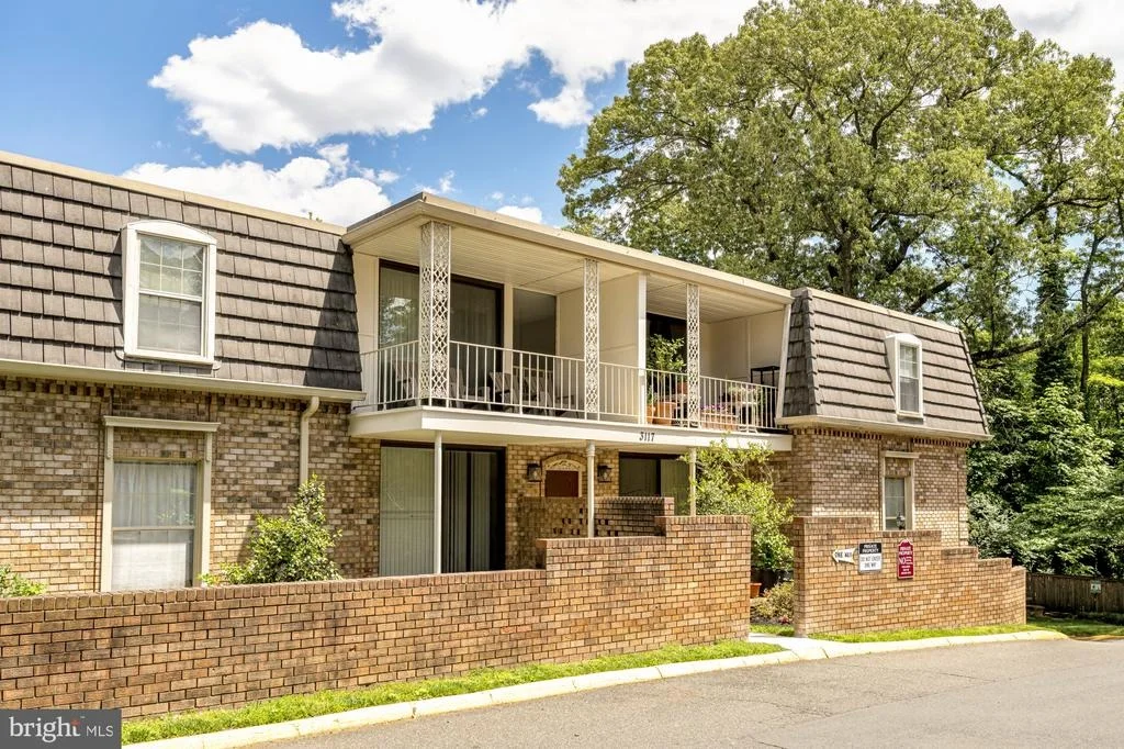 Photo of Unit 430 at 3117 PATRICK HENRY DRIVE