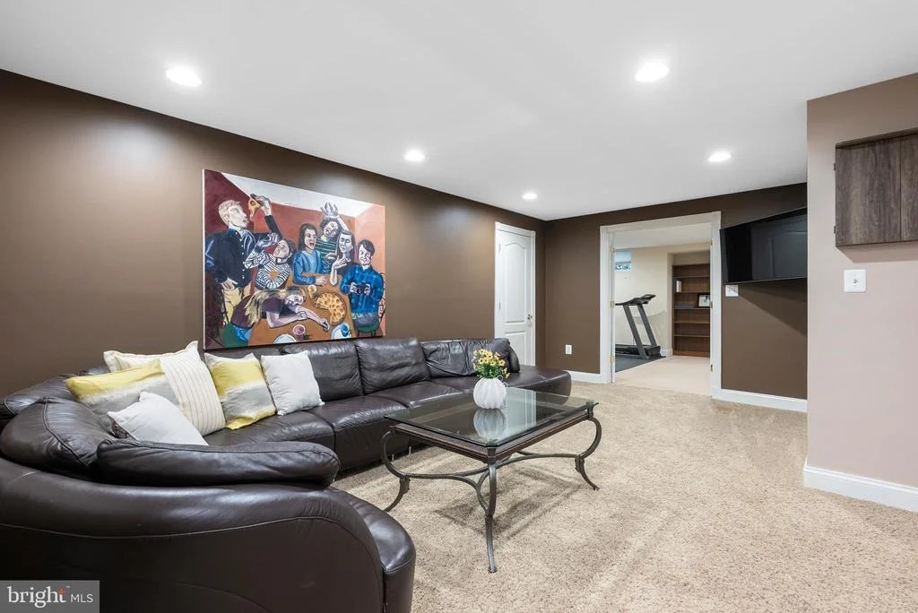Photo of 14835 HUNTING WAY