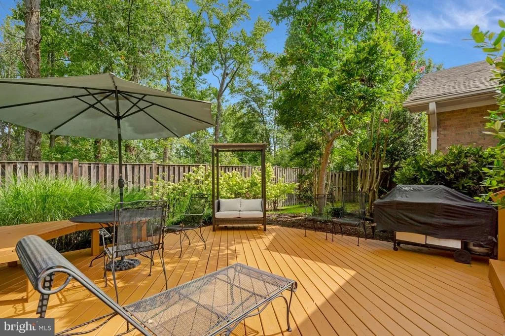 Photo of 9344 MOUNT VERNON CIRCLE
