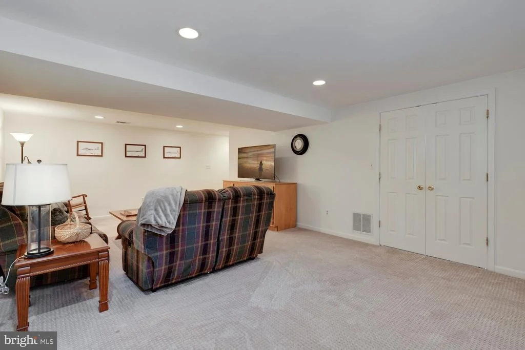 Photo of 6826 SILVER ANN DRIVE
