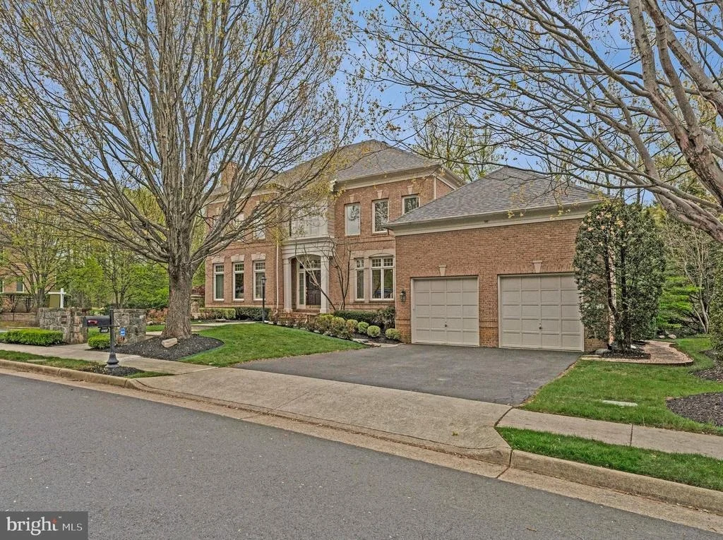 Photo of 11101 CHESSINGTON PLACE