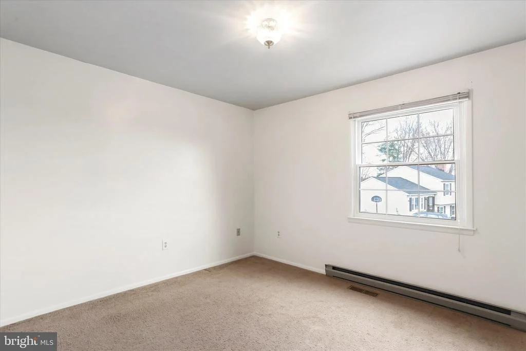 Photo of 267 LONGFORD DRIVE