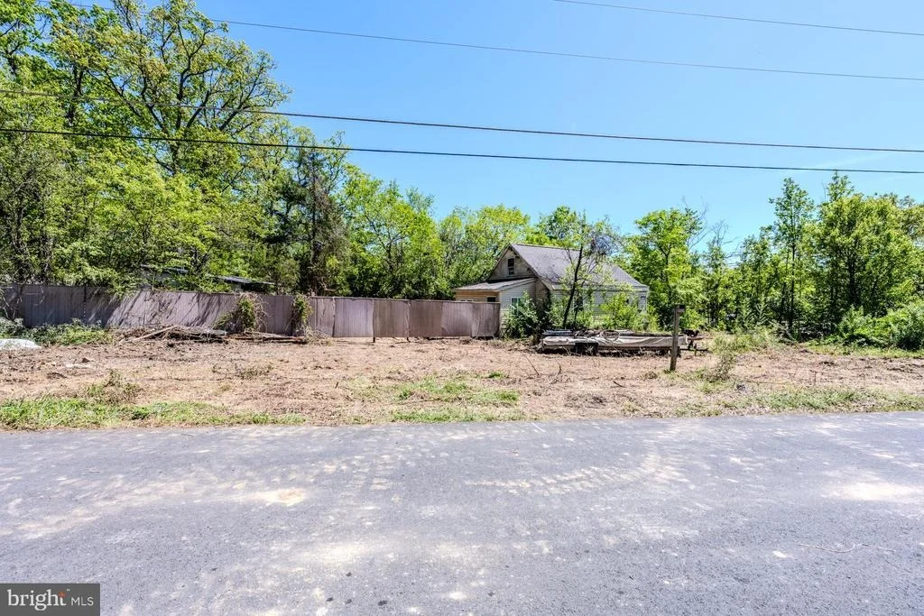 Photo of 12224 BRADDOCK ROAD