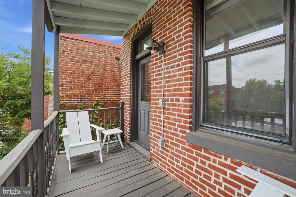 Photo of 210 8TH STREET SE