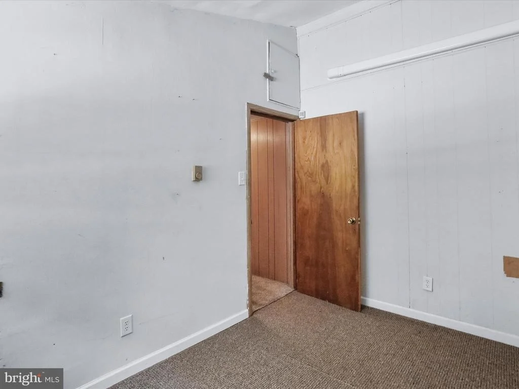 Photo of 867 MASON ROAD