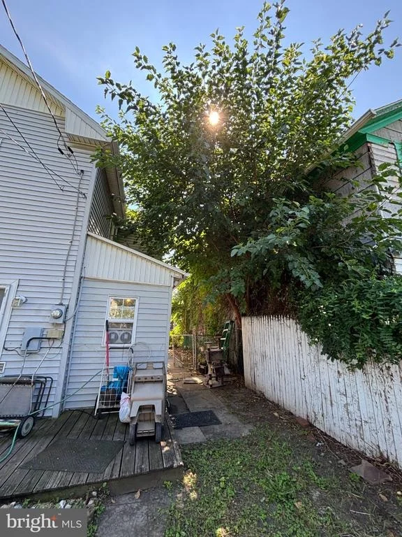 Photo of 202 E ELDER STREET