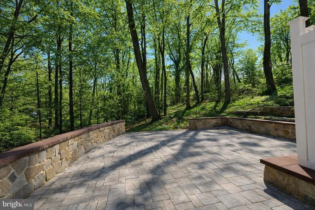 Photo of 901 NAVY ROAD