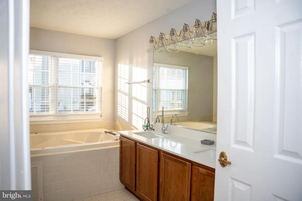 Photo of 11002 CRANFORD DRIVE