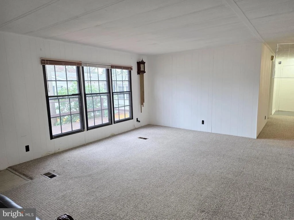 Photo of 5 SUSAN DRIVE