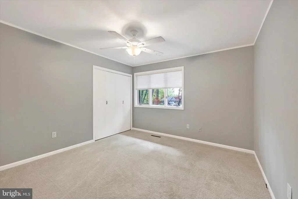 Photo of 6 DREW COURT