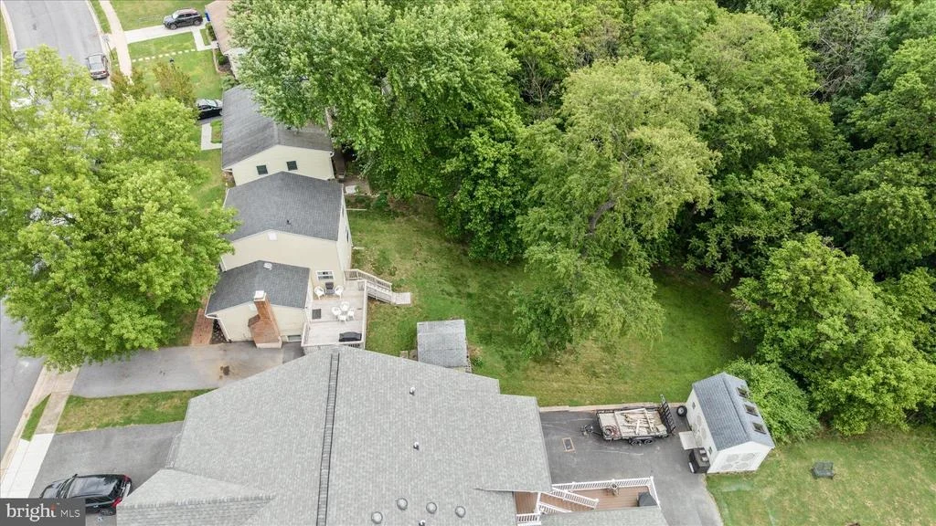 Photo of 212 WINTERGREEN LANE
