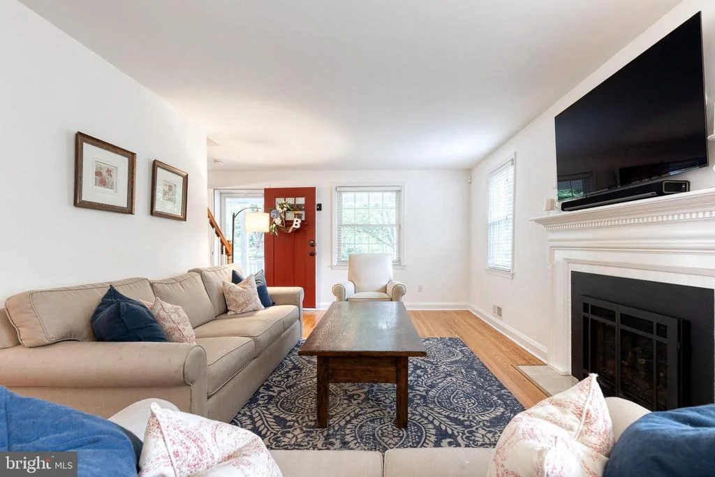 Photo of 533 BROOK ROAD